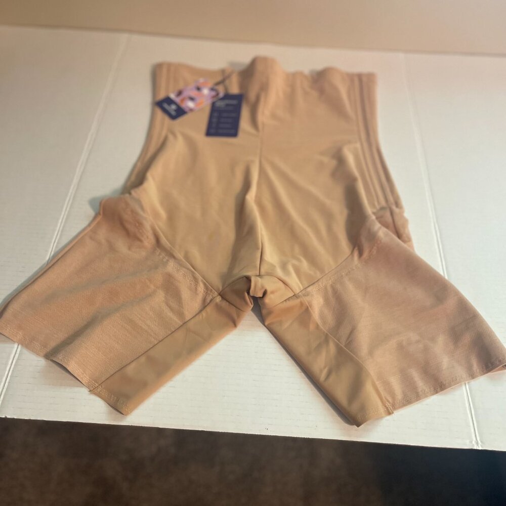 Honeylove Superpower Girl Short XL New with Tags!